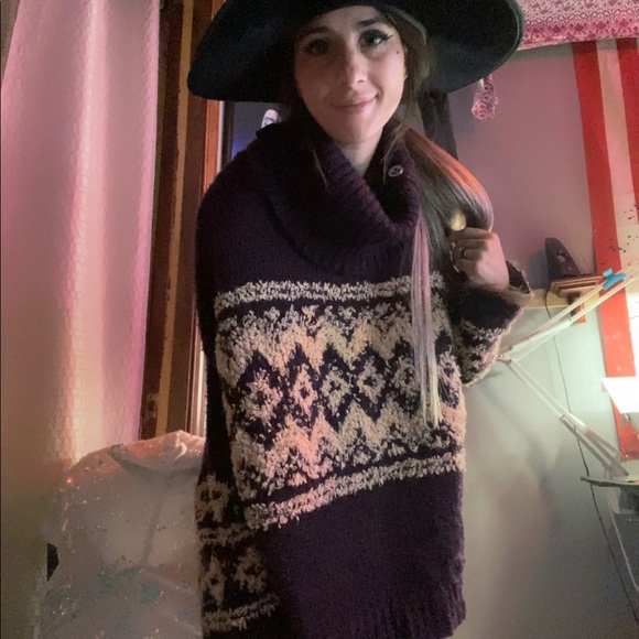 Free People Sweater - Picture 3 of 3